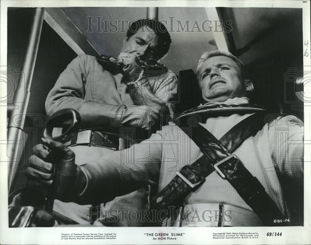 1969 Press Photo Robert Horton Richard Jaeckel movie - RRV25603