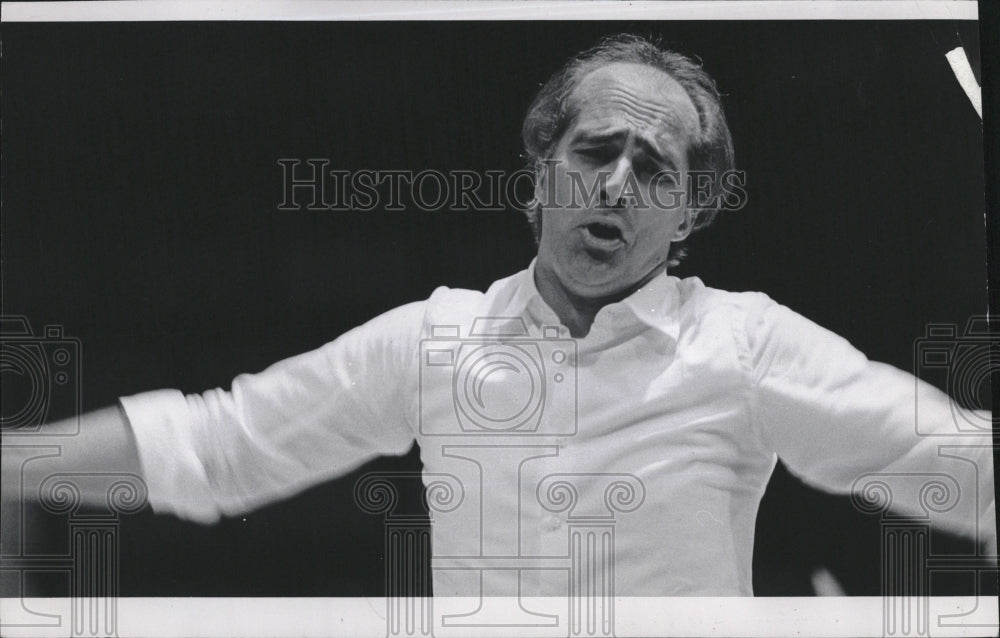 1979 Press Photo Gaetano DeLogu Maestro - RRV26153- Historic Images