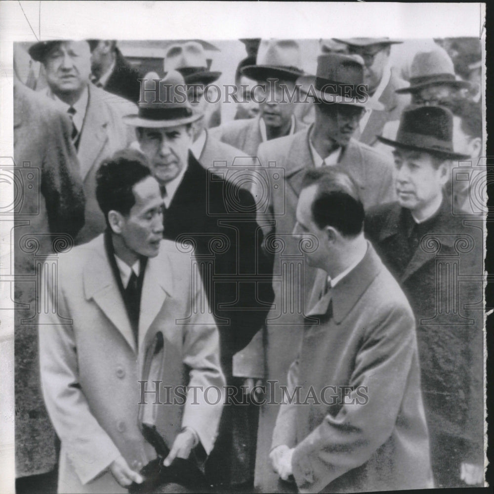 1954 Press Photo Pham Yan Dong Andrei Gromyko Geneva - RRV26799- Historic Images