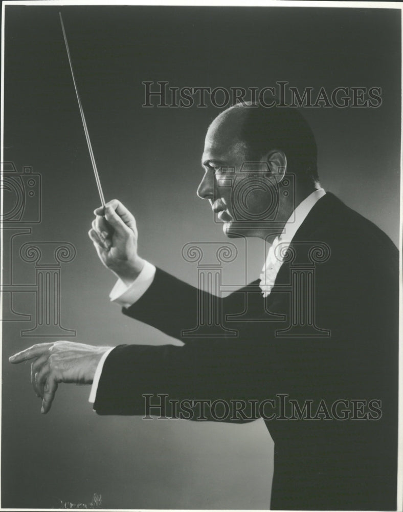 1962 Press Photo Johnny Green Conductor Composer - RRV33033- Historic Images