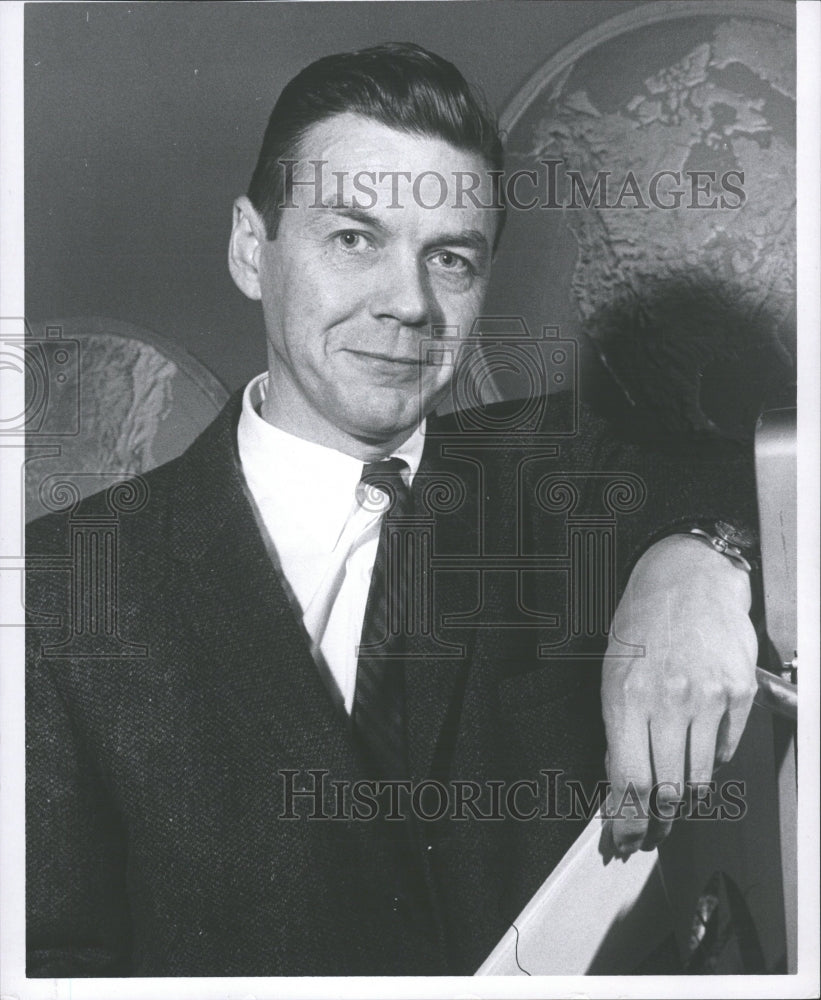 1959 Press Photo Frederick Hayes TV History Teacher - RRV35547- Historic Images