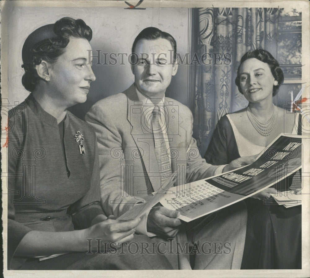 1954 Press Photo Walter Cassell Opera Baritone Actor - RRV37511- Historic Images