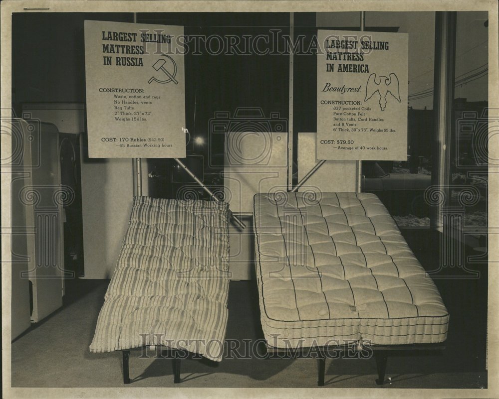 Press Photo Mattress largest selling America home decor - RRV42123- Historic Images