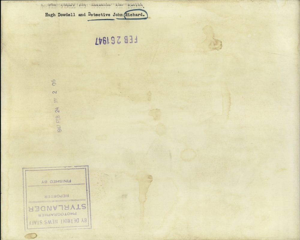 1947 Press Photo Dowdell Detective John Richard - RRV51401