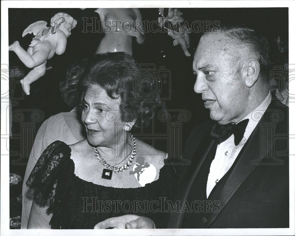 1968 Press Photo Detroit Socialite Pollack With Wife - RRV51455- Historic Images