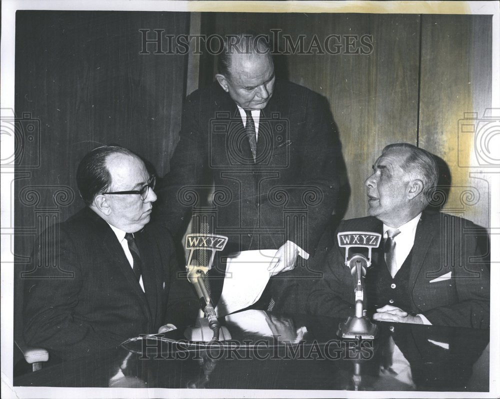 1965 Press Photo WXYZ producers - RRV52003- Historic Images