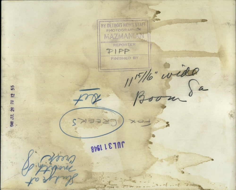 1948 Press Photo Fox Creek Boom Detroit sludge mouth - RRV53617