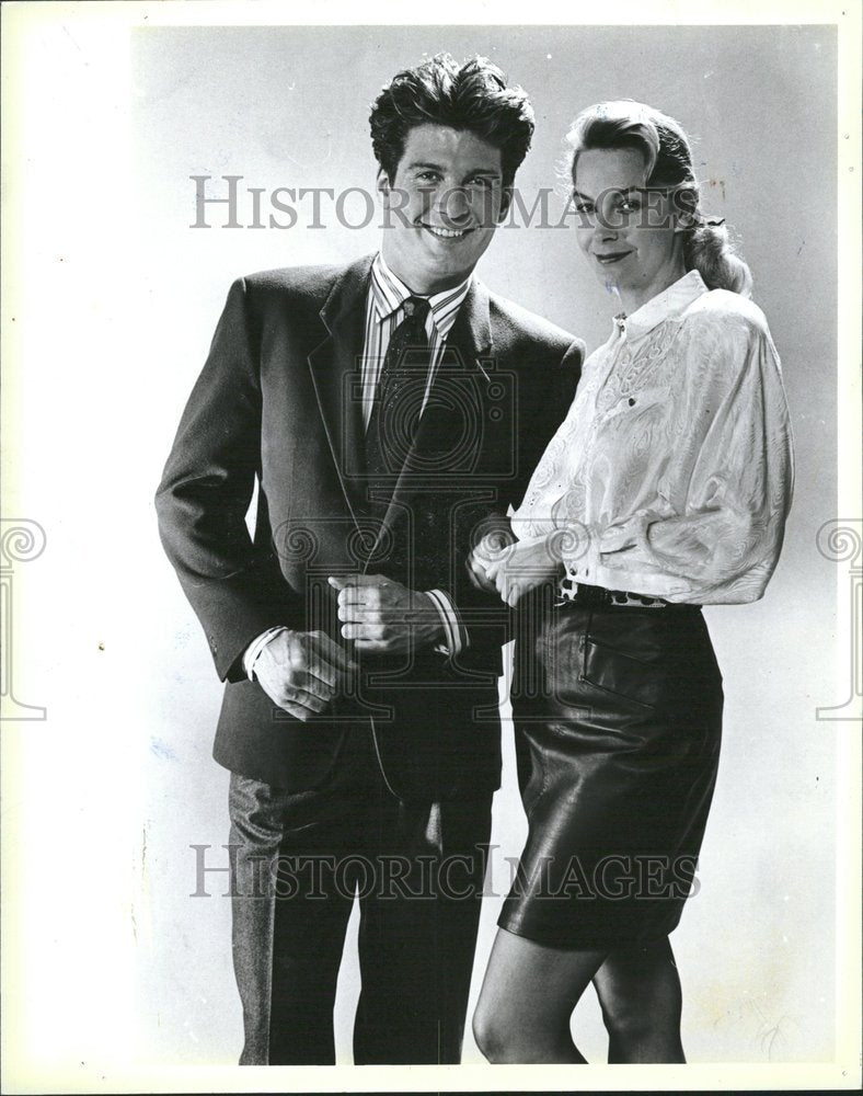 1987 Press Photo Fall Fashion - RRV54589- Historic Images