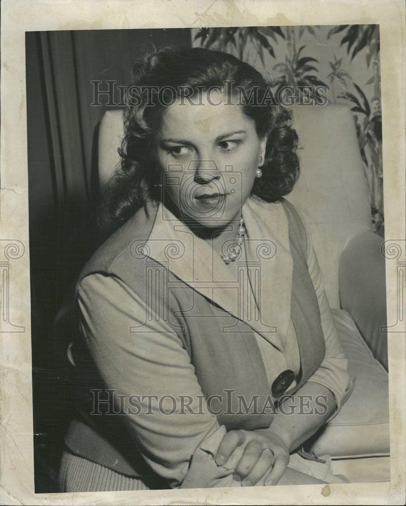 1951 Press Photo Virginia Rousseau Bigamy Case - RRV55469- Historic Images