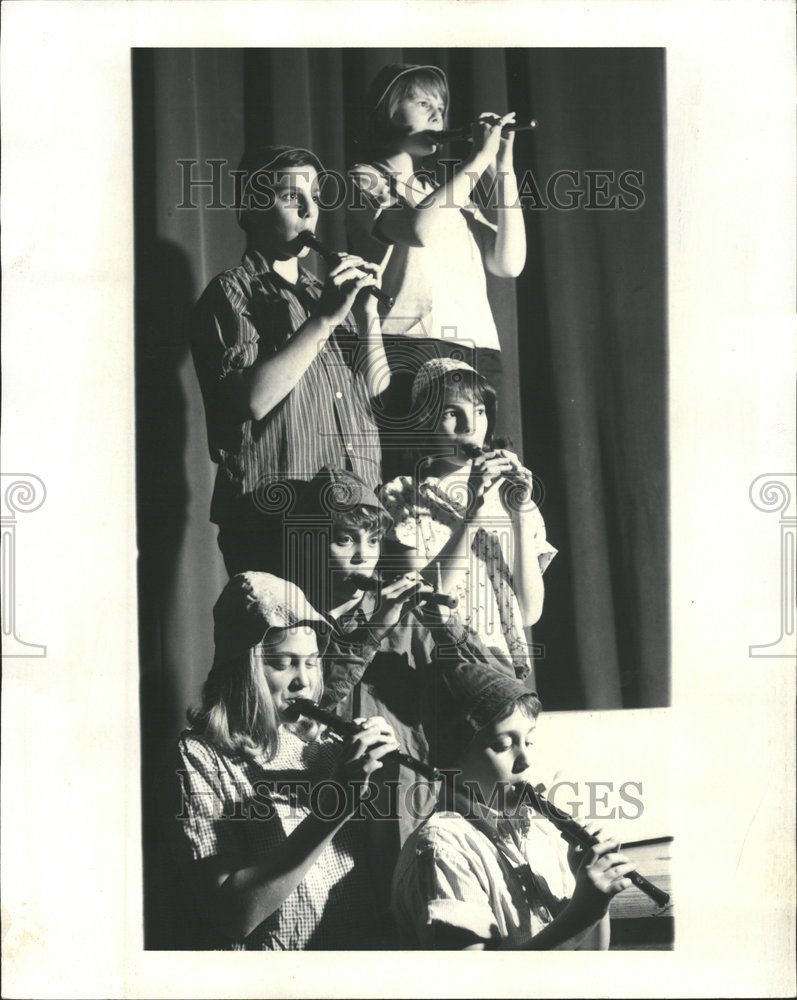 1965 Press Photo Recorder Ensemble Bernard Horwich Play - RRV63289- Historic Images