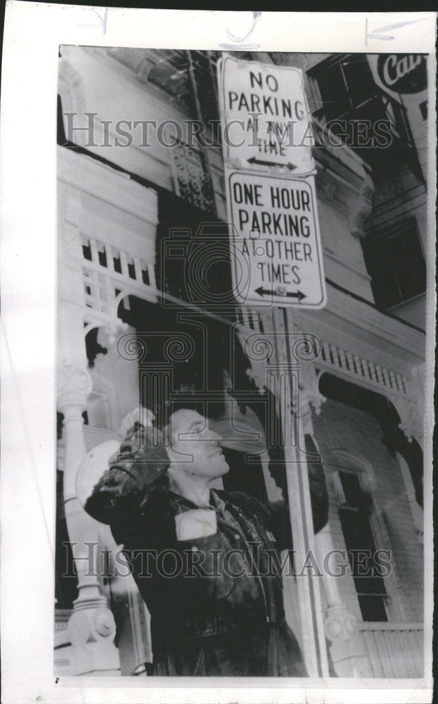 1961 Press Photo Problem Elwin Tubman Plight - RRV63453- Historic Images