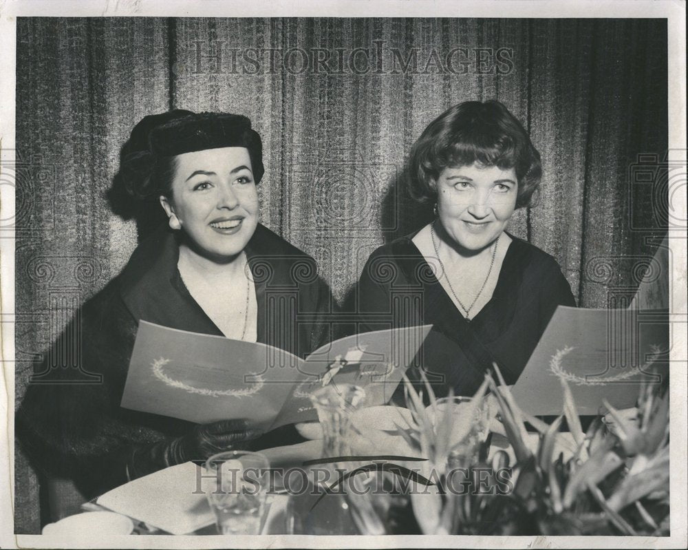 1956 Press Photo Actress Diane Todd and Mother - RRV71855- Historic Images