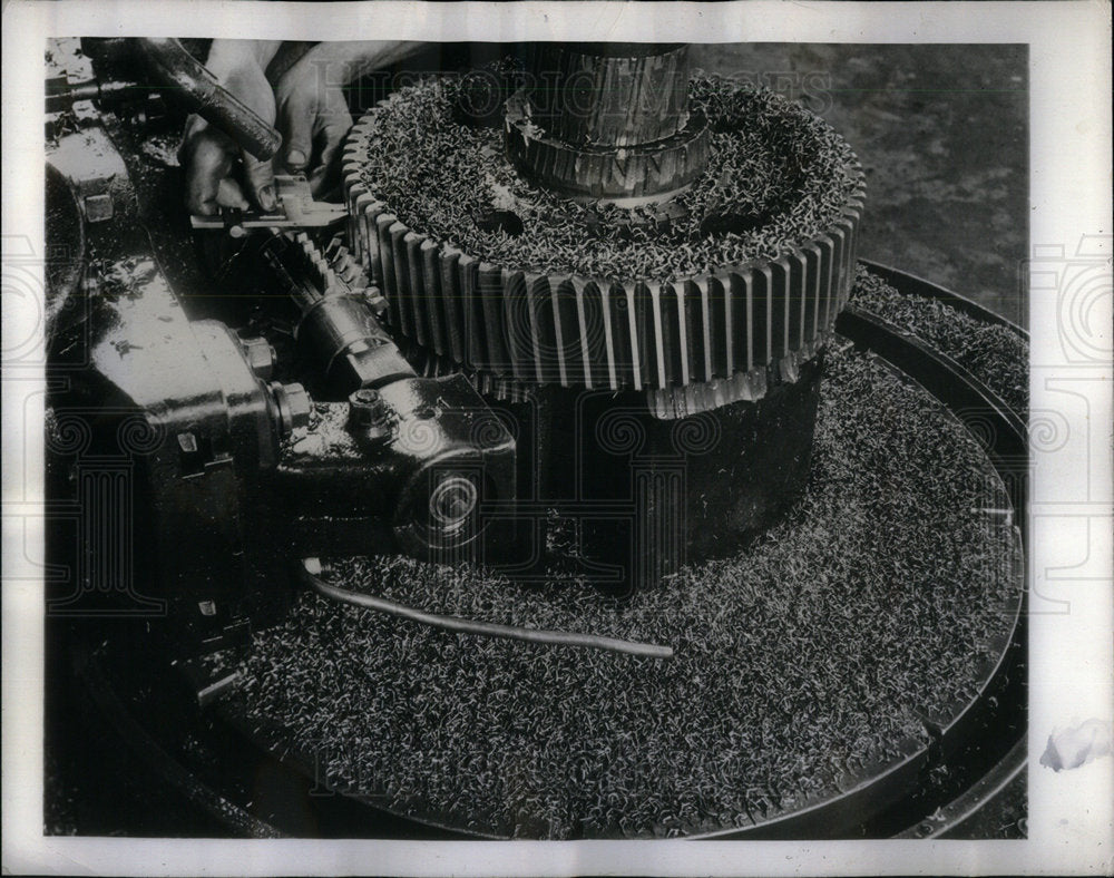 1942 Press Photo Cleveland Machine Metal Tools Victory - RRX00143- Historic Images