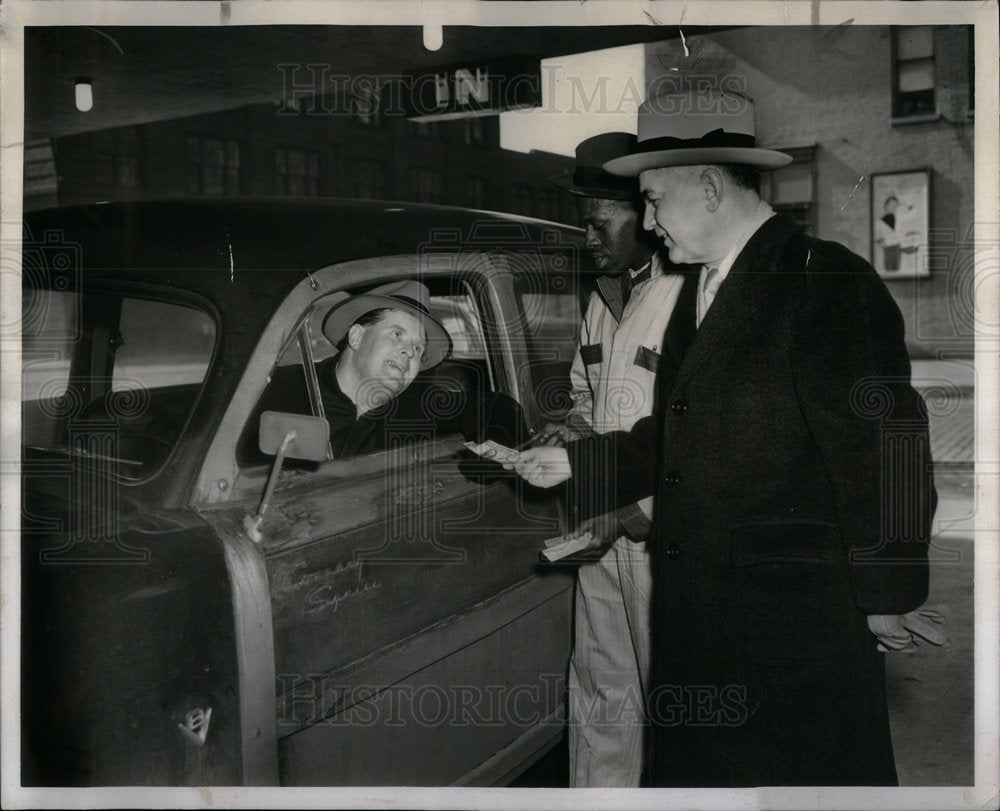 1955 Press Photo Thomas Colman Linder Issaiah Dollar - RRX02561- Historic Images