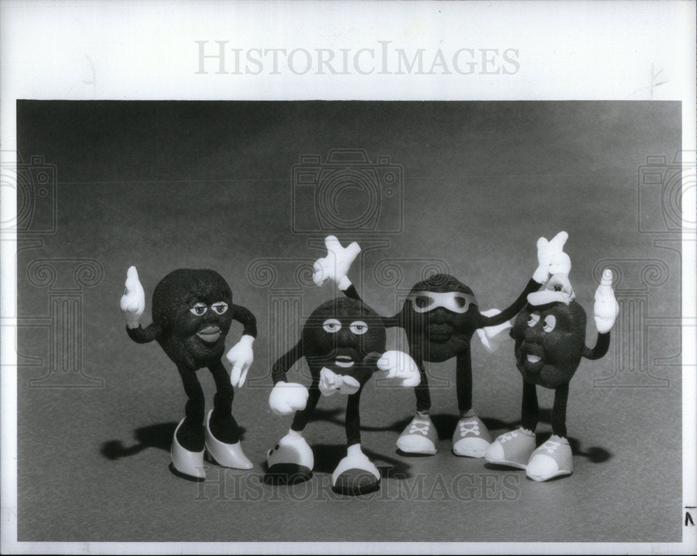 1988 Press Photo California Raisins Cute Animation Clay - RRX02911- Historic Images