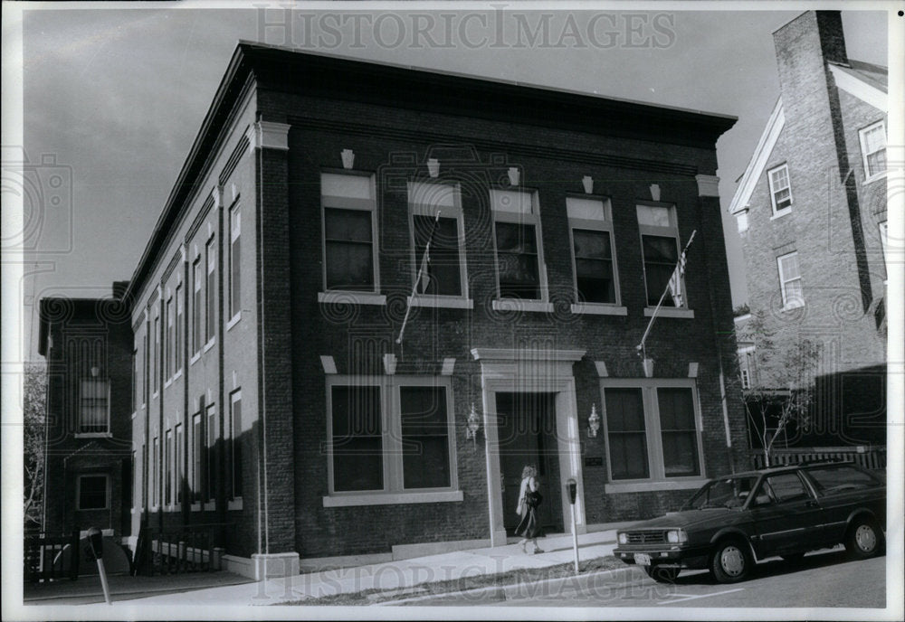 1989 Press Photo Burlington Apartment In Vermont - RRX03019- Historic Images