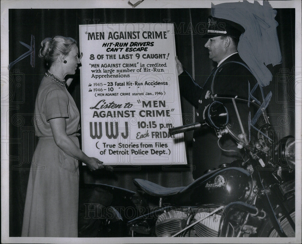 1947 Press Photo Detroit Radio &quot;Men Against Crime&quot; - RRX03703- Historic Images