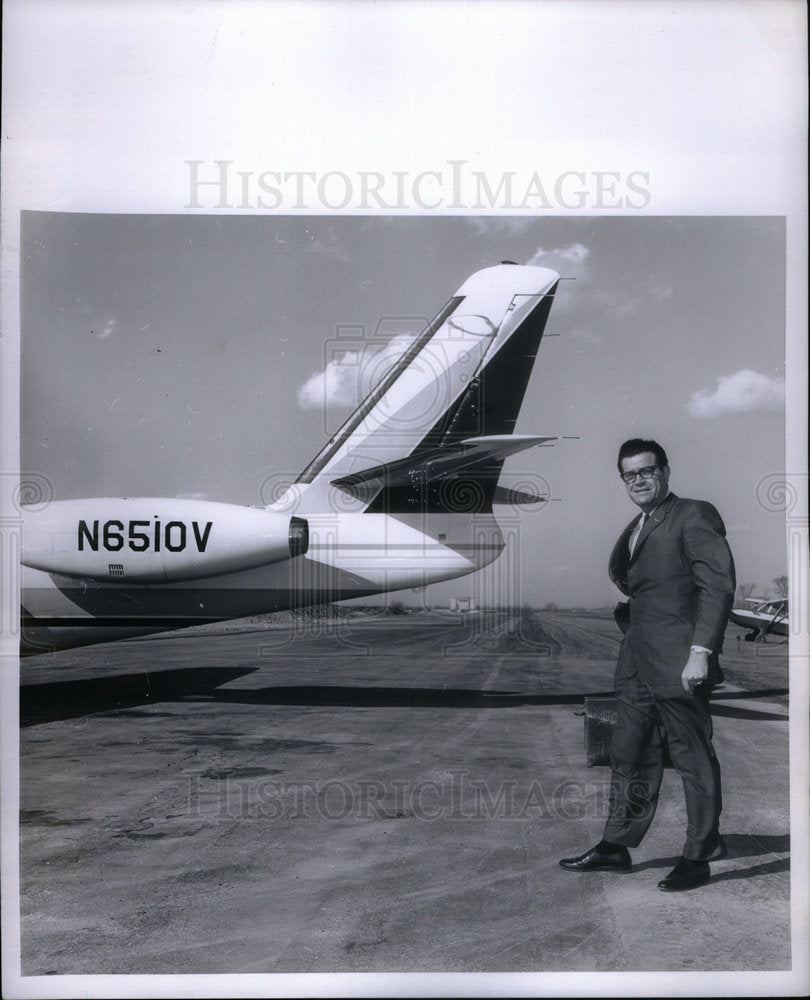1975 Press Photo J.M Robinson Commander Jet - RRX59723- Historic Images