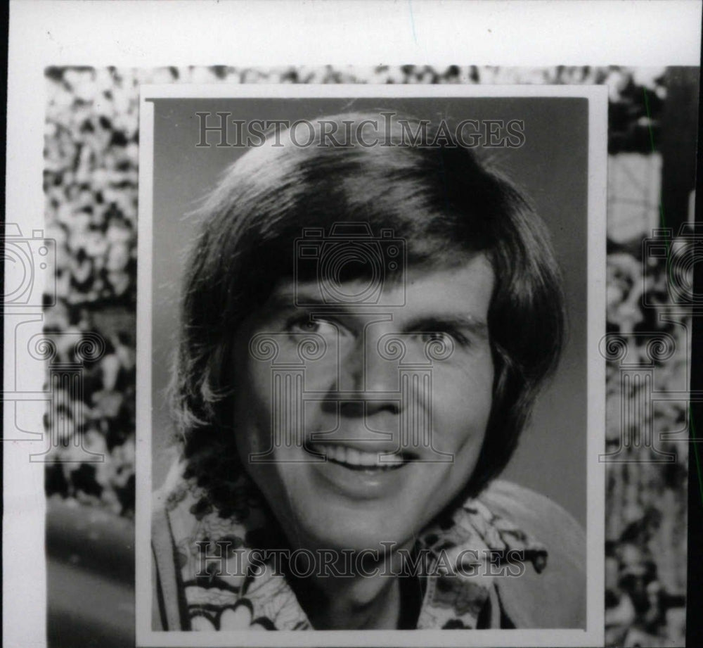 1975 Press Photo Singer/Actor/Host John Davidson- RSA01735- Historic Images