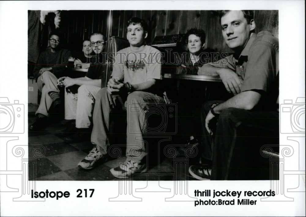 1998 Press Photo Musicians Isotope 217- RSA02477- Historic Images