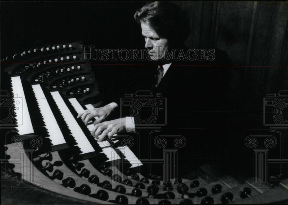 Press Photo Daniel Roth Metropolitan United Methodist C- RSA02549- Historic Images