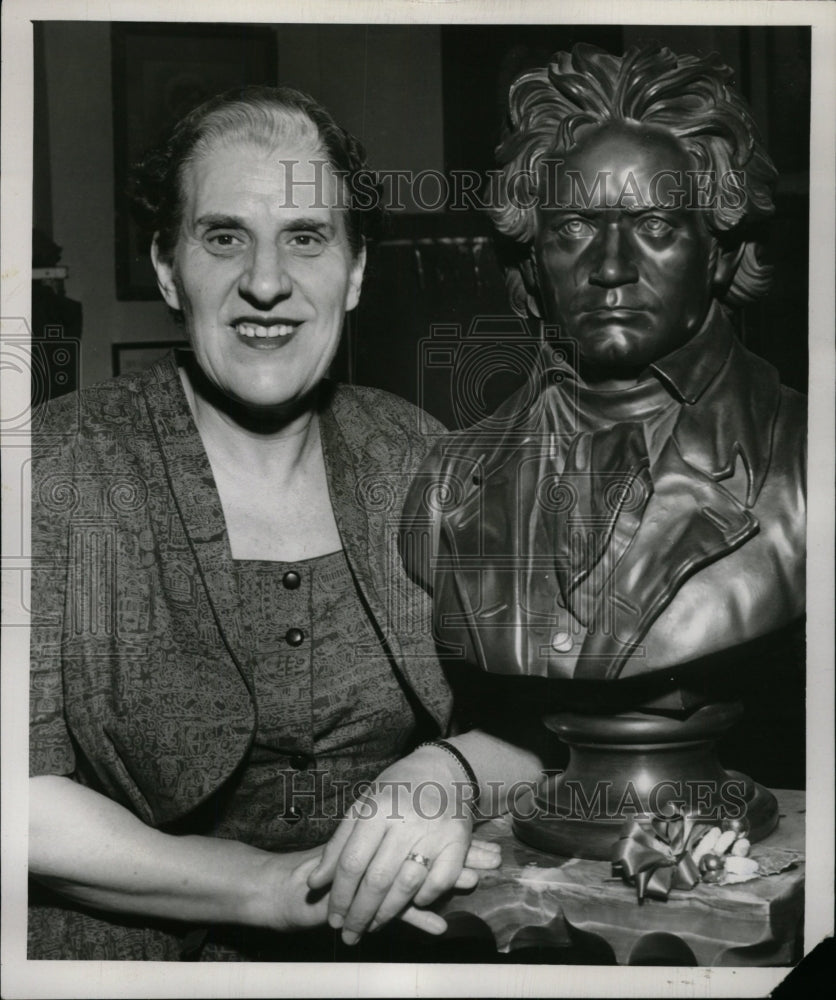 1954 Press Photo Antonia Brico conductor pianist Music- RSA03089- Historic Images