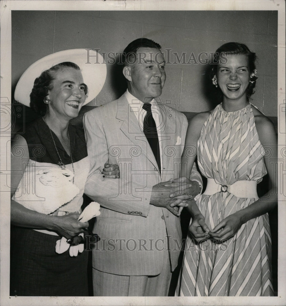 1952 Press Photo John Carroll Julian Lafaye- RSA03319- Historic Images