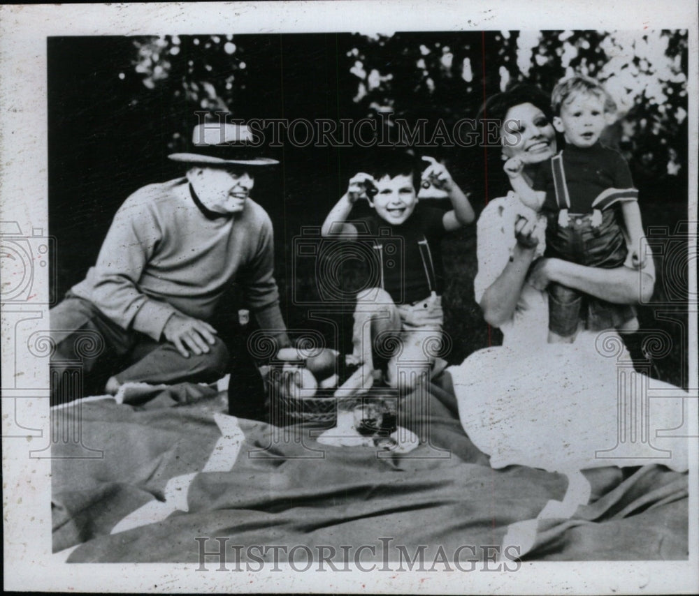 1979 Press Photo Sophia Loren Italian Film Actress Fami- Historic Images