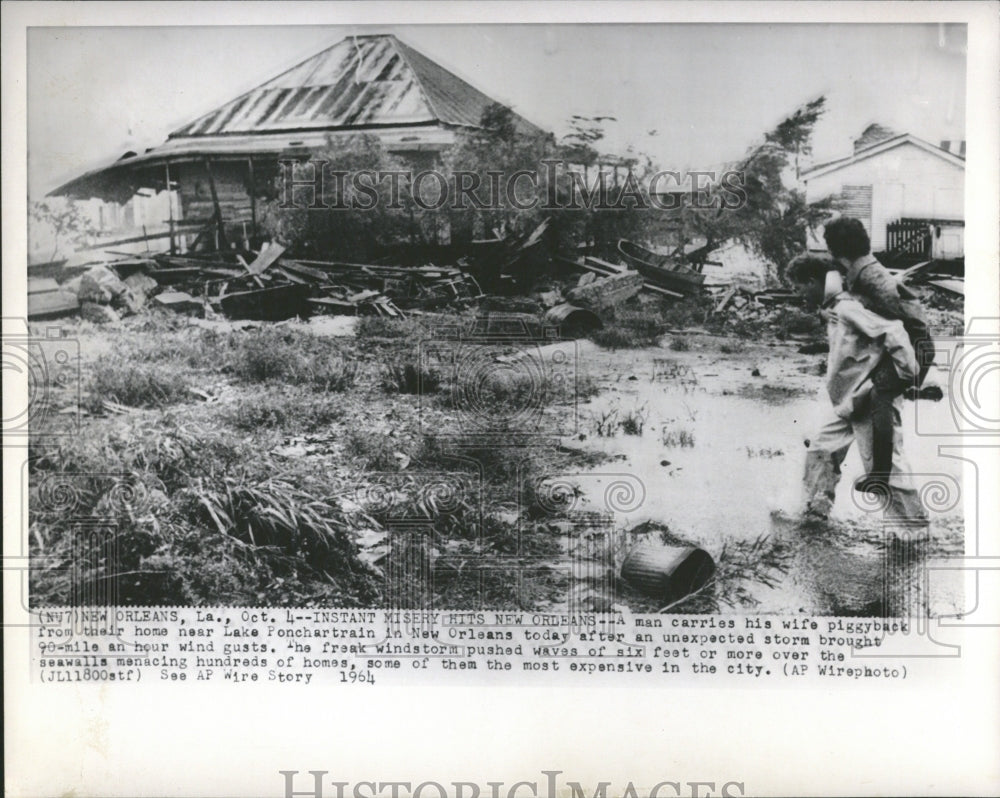 1964 Press Photo Hurricane Hilda - Historic Images