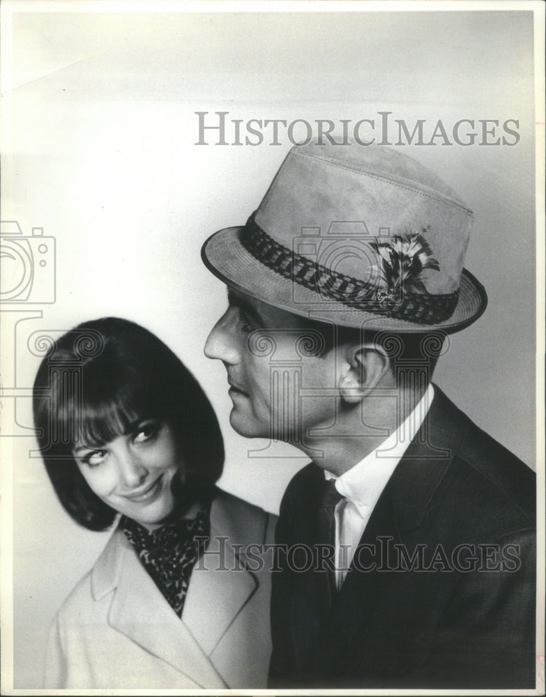 1964 Press Photo Men&#39;s Hats st Sears, Roebuck &amp; Co.- RSA07663- Historic Images