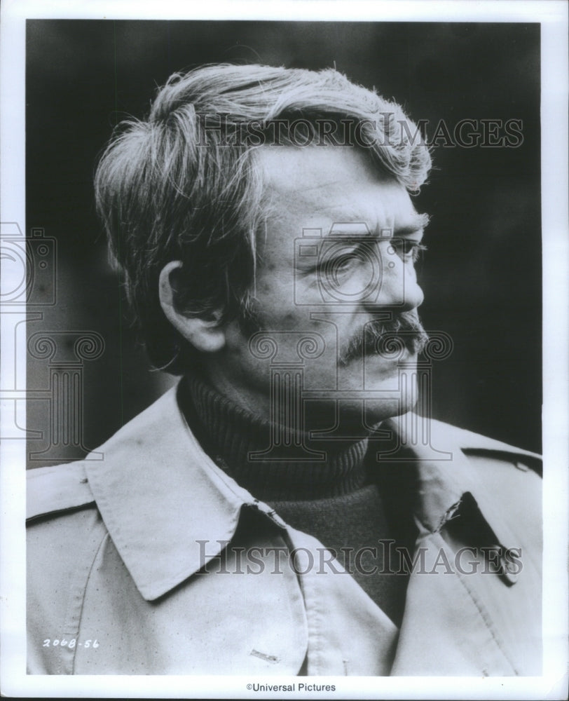 1974 Press Photo Hal Holbrook Stars The Girl From Petro- RSA09181- Historic Images