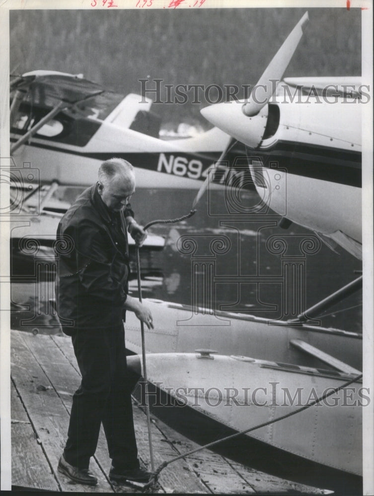 1974 Press Photo Bishop Francis T Hurley Alaska- Historic Images