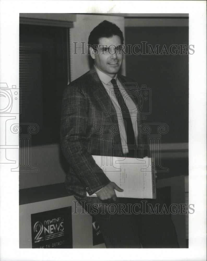 1986 Press Photo Barry Kaplovitz Pollster TV-2 - Historic Images