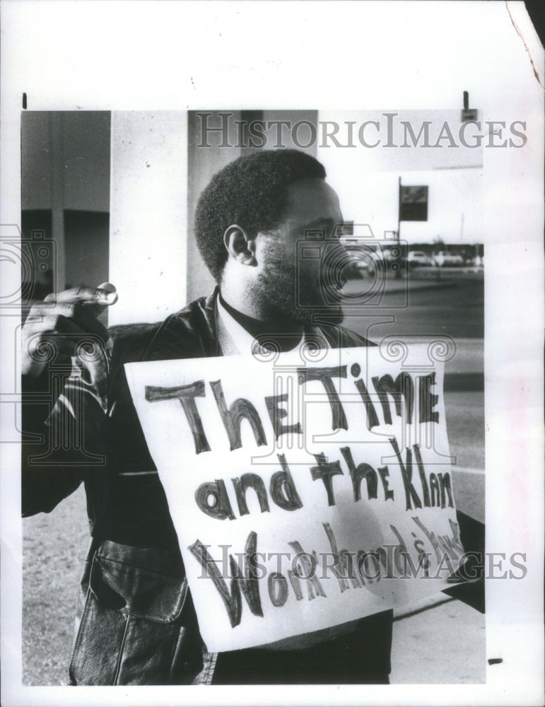 1981 Press Photo Dwight Waller, African People&#39;s Social- Historic Images