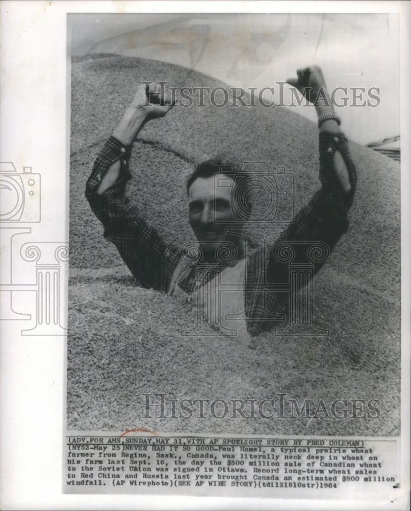 1964 Press Photo Paul Hamel Prairie Wheat Farmer Canada- RSA12287- Historic Images