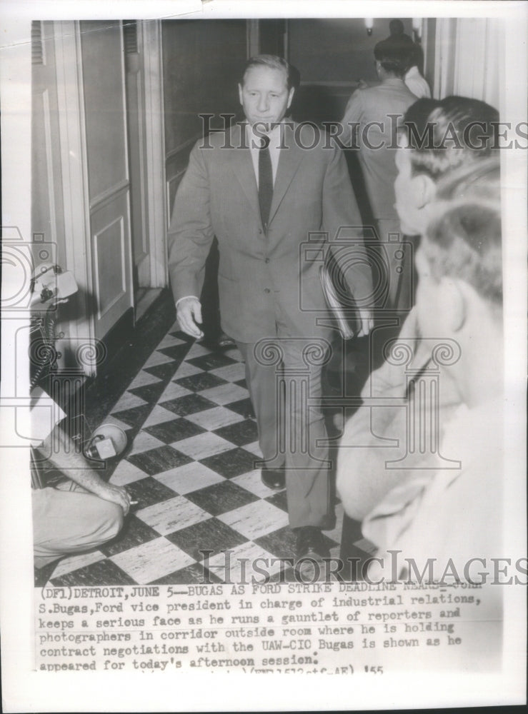 1955 Press Photo John Bugas Ford Vice President charge- RSA12329- Historic Images