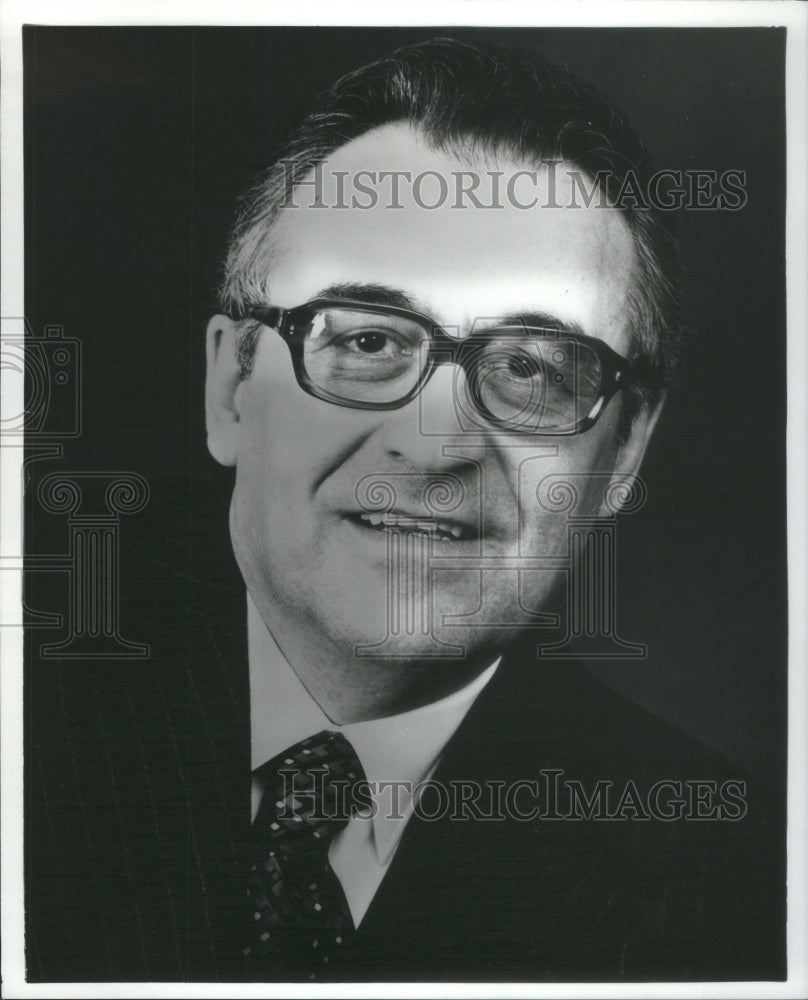 1976 Press Photo Paolo Montarsolo Don Magnifico Ceneren- RSA12487- Historic Images