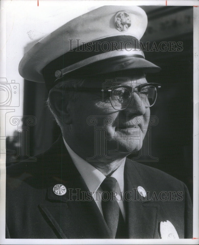 1974 Press Photo Fire Chief C John Riley U S Air Force- Historic Images