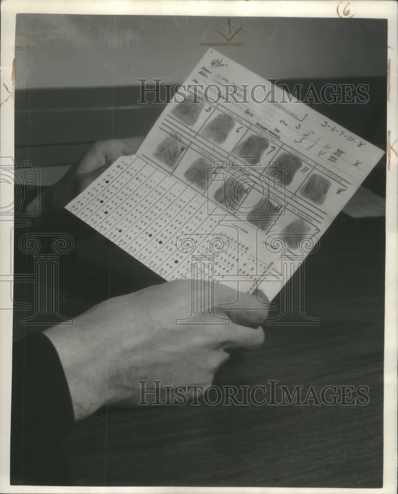 1935 Press Photo Fingerprint file Card individual finge- RSA15925- Historic Images