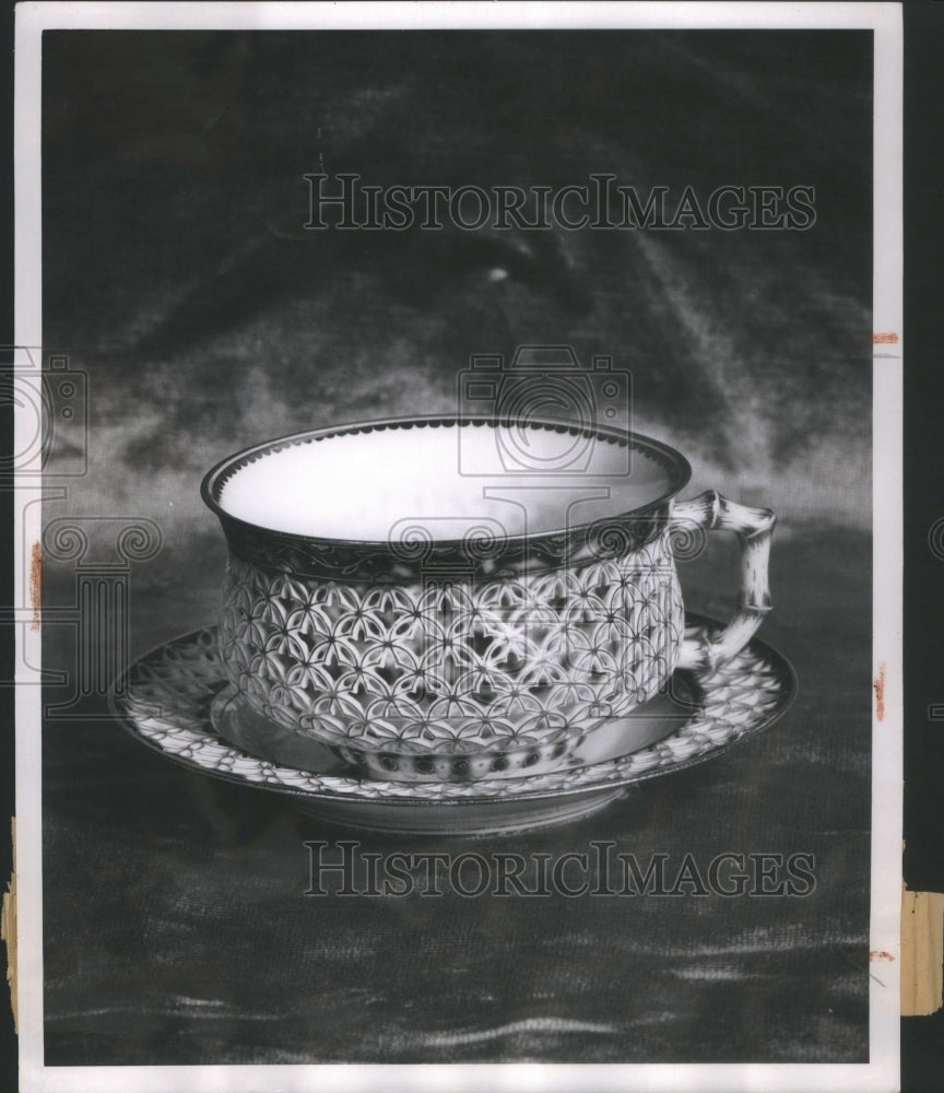 1949 Press Photo Louis Philippe Cup Mug Collectors Dish- RSA17871- Historic Images