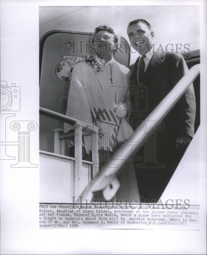 1954 Press Photo Sue Garlyn Kaiser-Daughter Kaiser-Fian- RSA23793- Historic Images