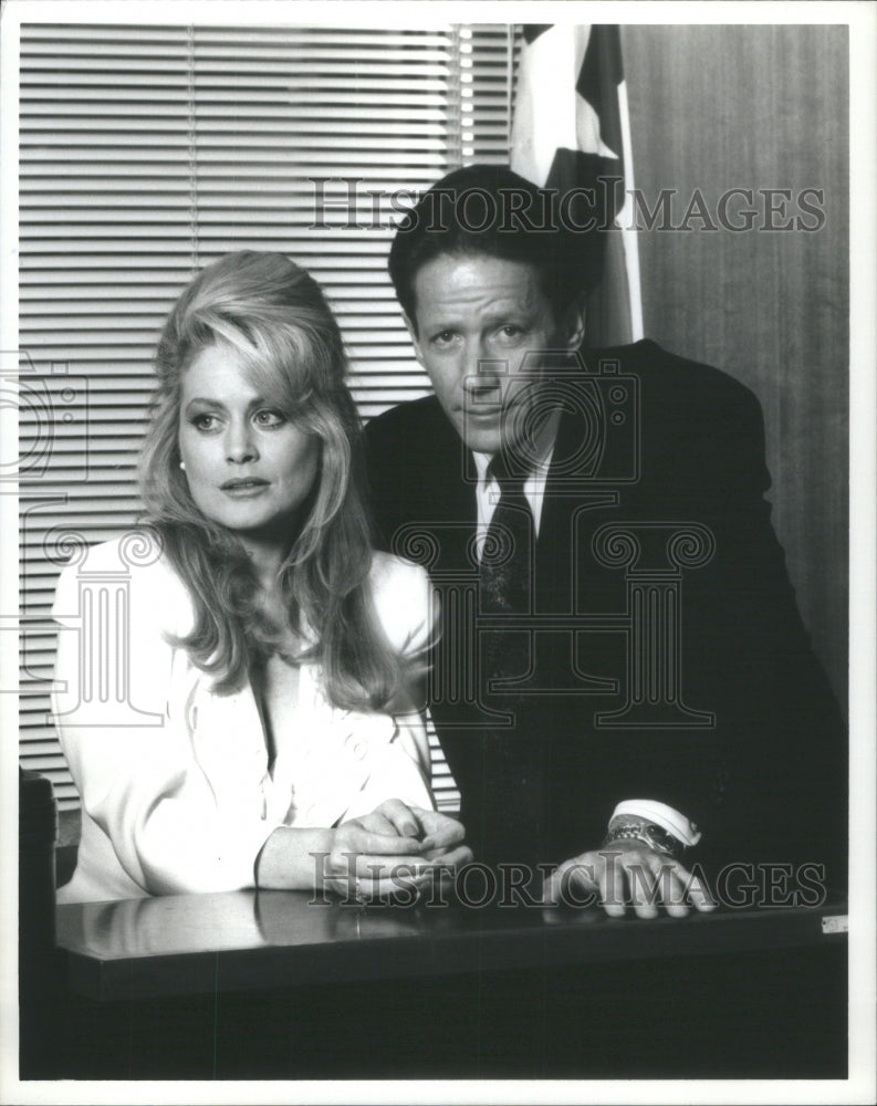 1992 Press Photo Beverly Heather D'Angelo American actr- Historic Images