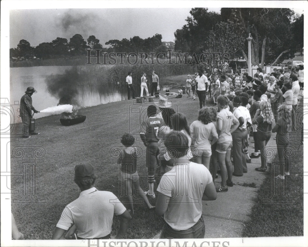 1980 Press Photo Clearwater Fire Dept Demonstration- Historic Images