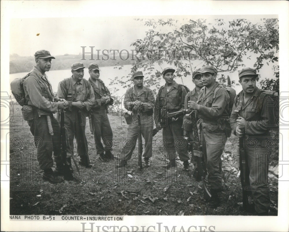 1963 Press Photo Students Of The USARCARIB School Pract- RSA35451- Historic Images