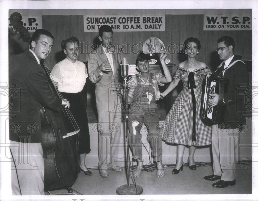 1955 Press Photo Members of the &quot;Suncoast Coffee Break&quot;- Historic Images