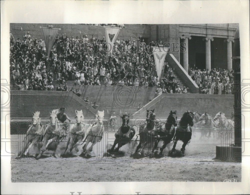 1960 Press Photo Chariot Race Epic Film Ben-Hur Charlto- RSA40239- Historic Images