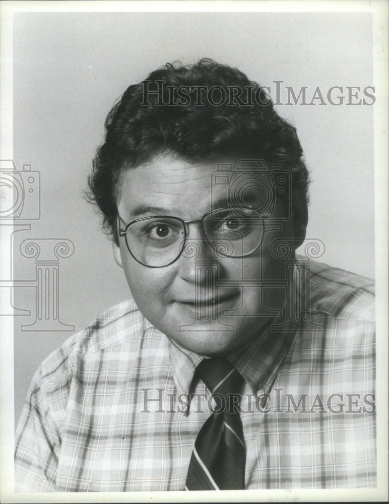 1985 Press Photo Stephen Furst Joins St. Elsewhere Cast- RSA41491- Historic Images