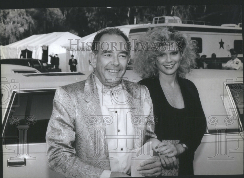1988 Press Photo Robin Leach Judith Ledford Rich famous- RSA43281- Historic Images