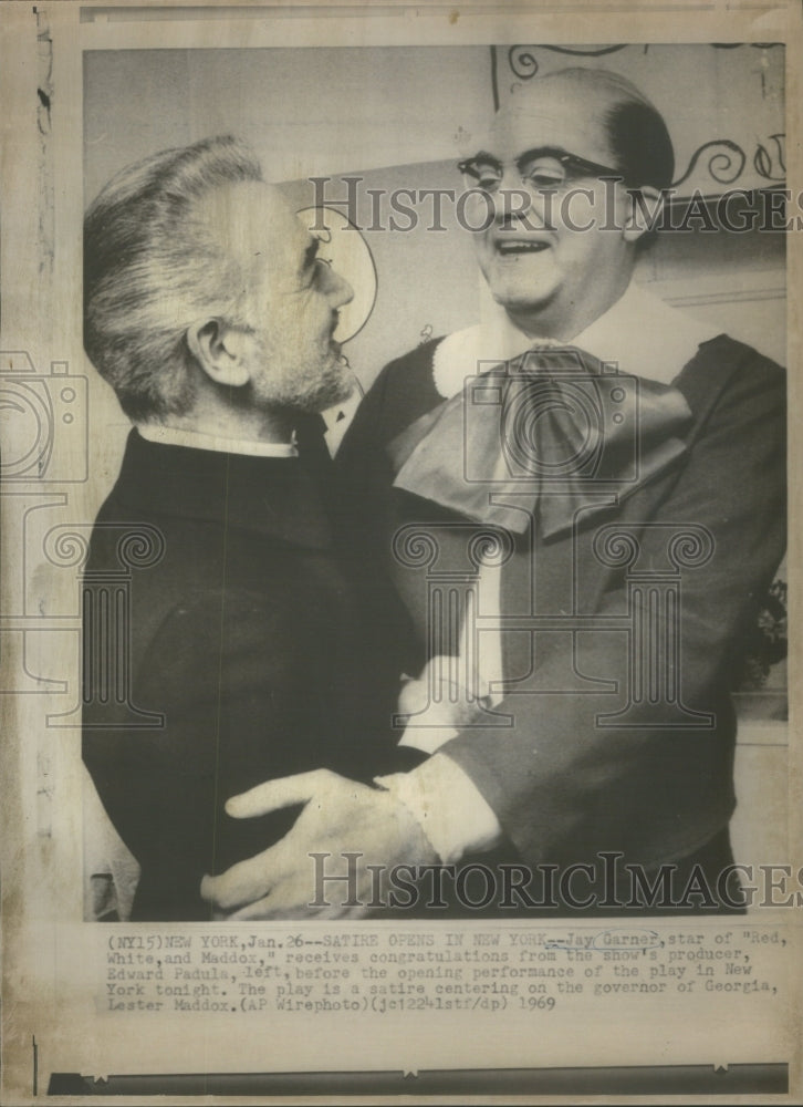 1969 Press Photo Jay Garner Actor Edward Padula Produce- RSA46491- Historic Images