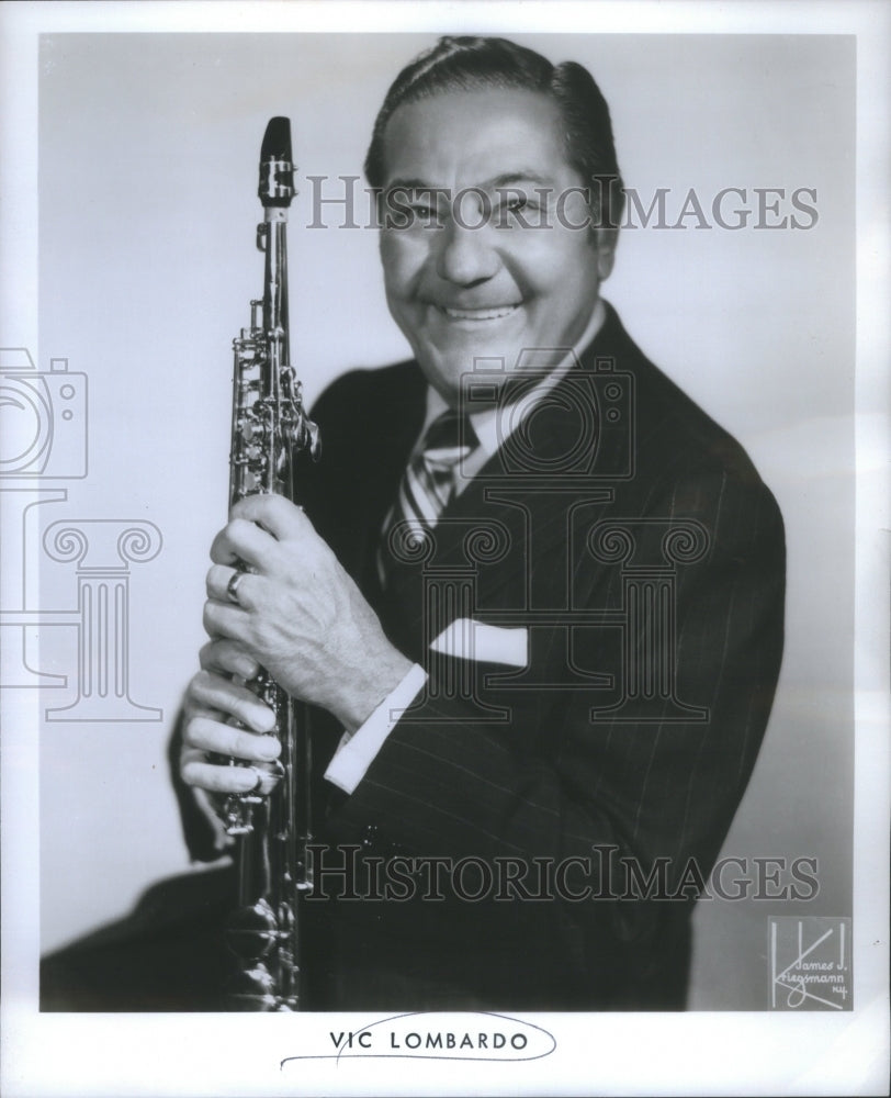 1975 Press Photo Vic Lombardo (Flute)- RSA46999- Historic Images